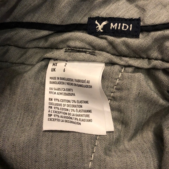 AMERICAN EAGLE low rose stretch shorts - size 2 - Picture 4 of 5